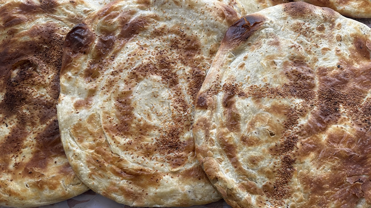 Isparta'nın Yalvaç'ında Geleneksel Hamursuz Ekmek Coğrafi Tescil İle Taçlandı