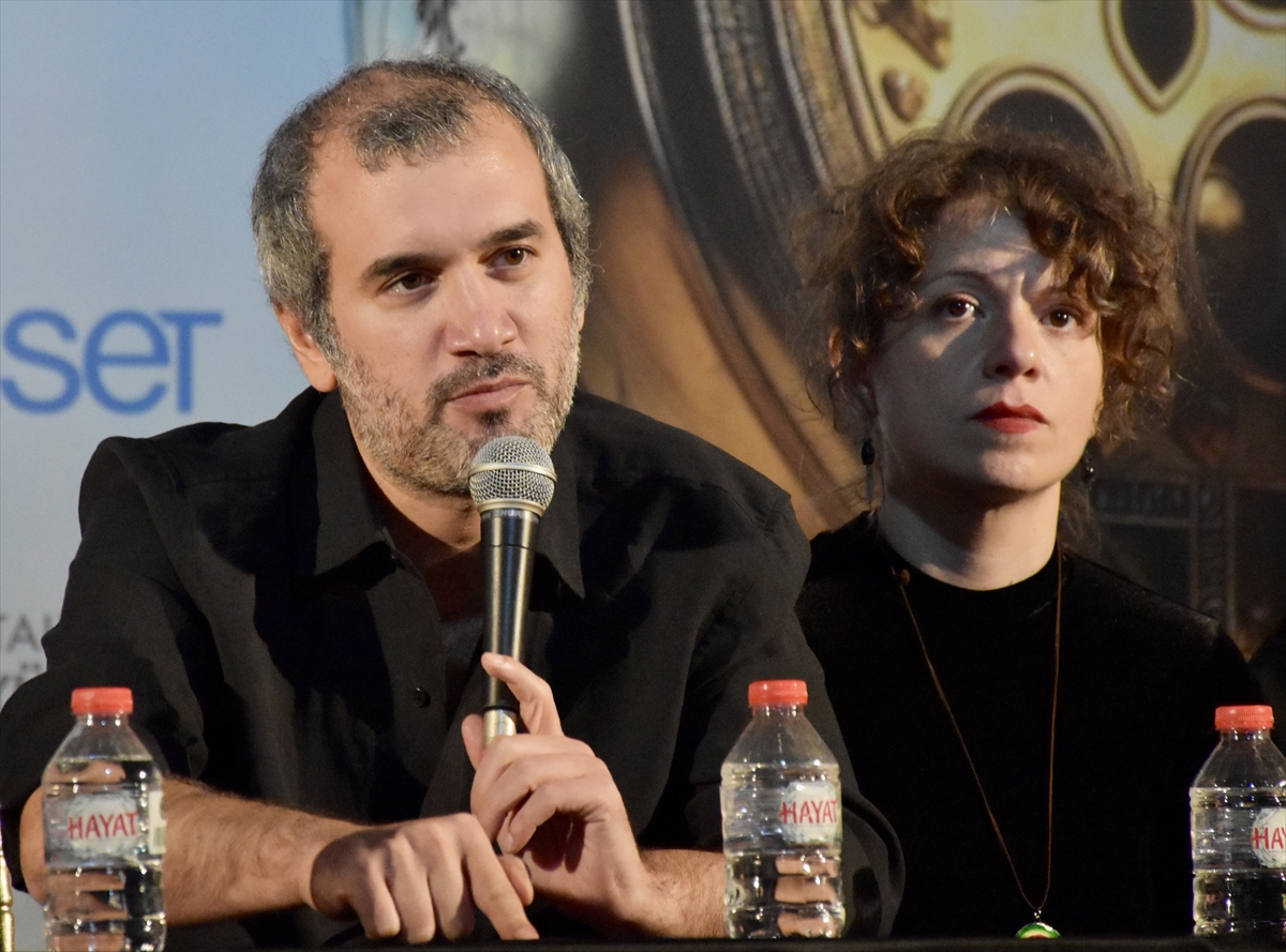Antalya Altın Portakal Film Festivali'nde "En Güzel Cenaze Şarkıları" Fırtınası