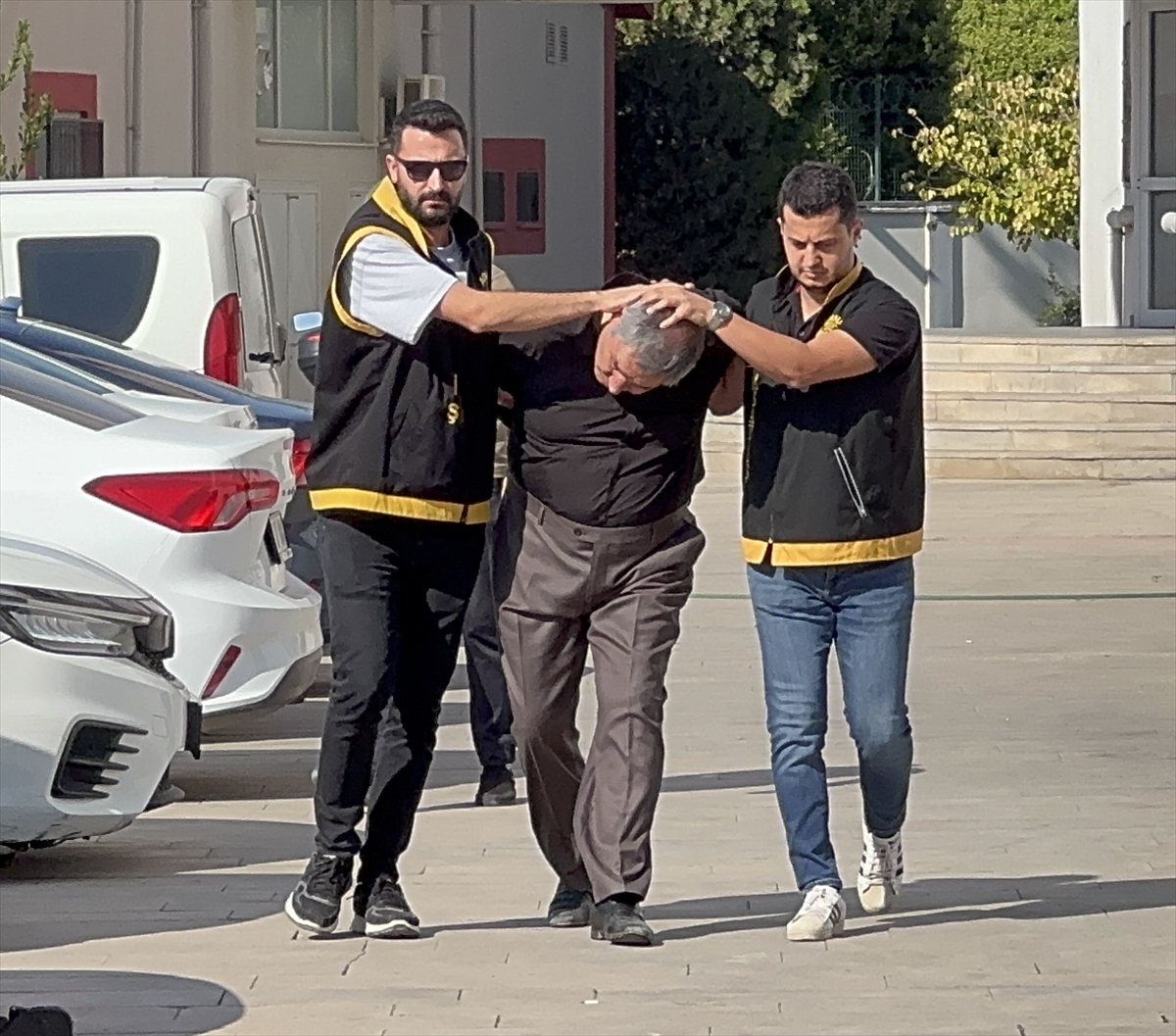 Adana'daki sokak cinnetinde cinayet zanlısı tutuklandı
