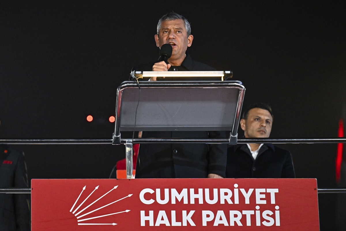 CHP Ümraniye Mitinginde Dikkat Çeken Açıklamalar