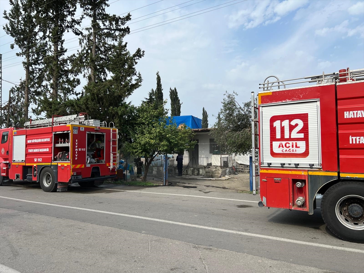 Hatay'da Dumanların Ardındaki Tedirgin Gece