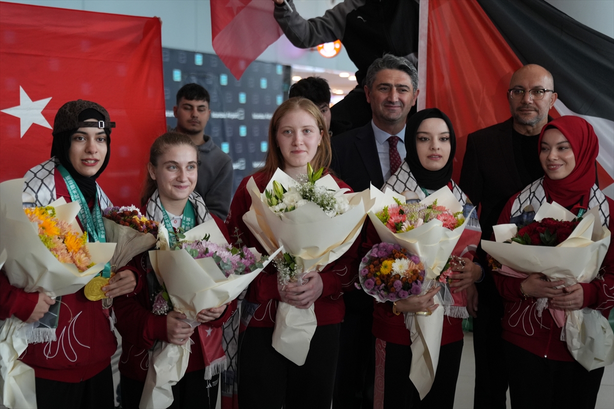 Türkiye Wushu Milli Takımı Çin'de Tarih Yazdı