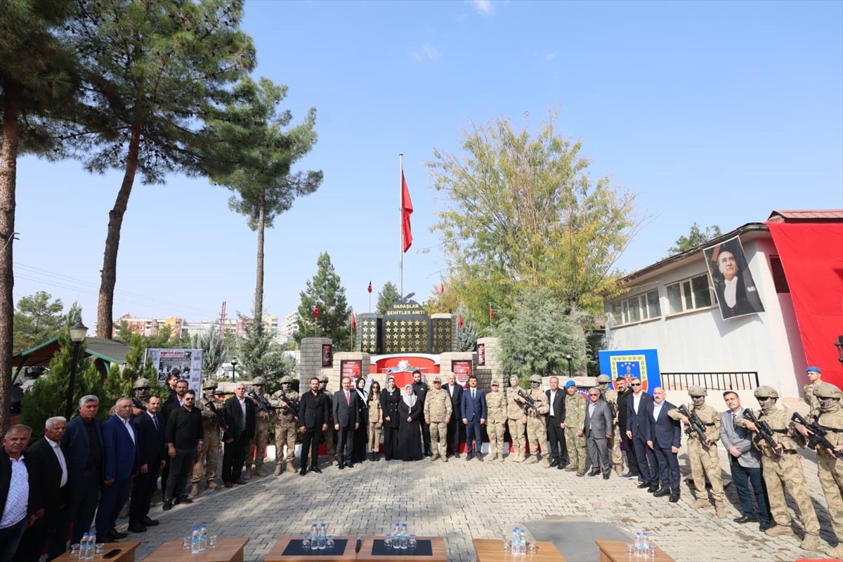 Siirt'te Helikopter Faciasında Şehit Düşen 17 Kahraman Unutulmadı