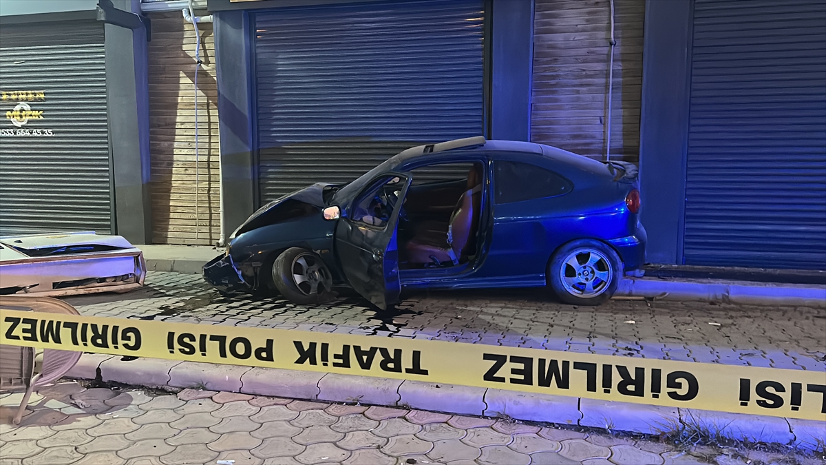 Hatay'daki Kaza Şok Etkisi Yarattı: Yaya Hayatını Kaybetti, Sürücü Yaralı