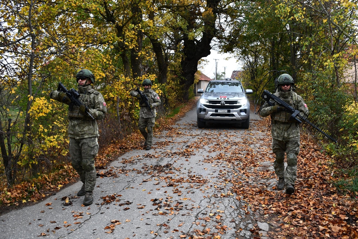 Kosova'daki Türk Askerleri Bölgesel Güvenliği Nasıl Sağlıyor?