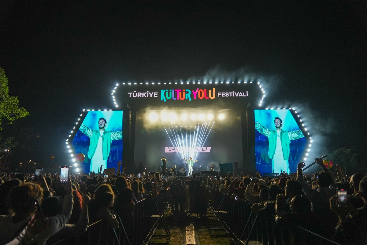 Antalya Kültür Yolu Festivali Sanatın Her Rengiyle Devam Ediyor