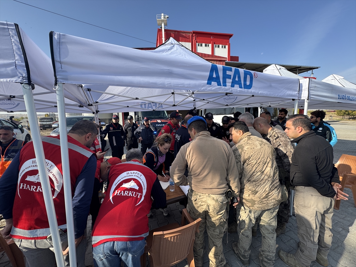 Elazığ'da Kayıp Otizmli Çocuğun İzine Hâlâ Rastlanamadı