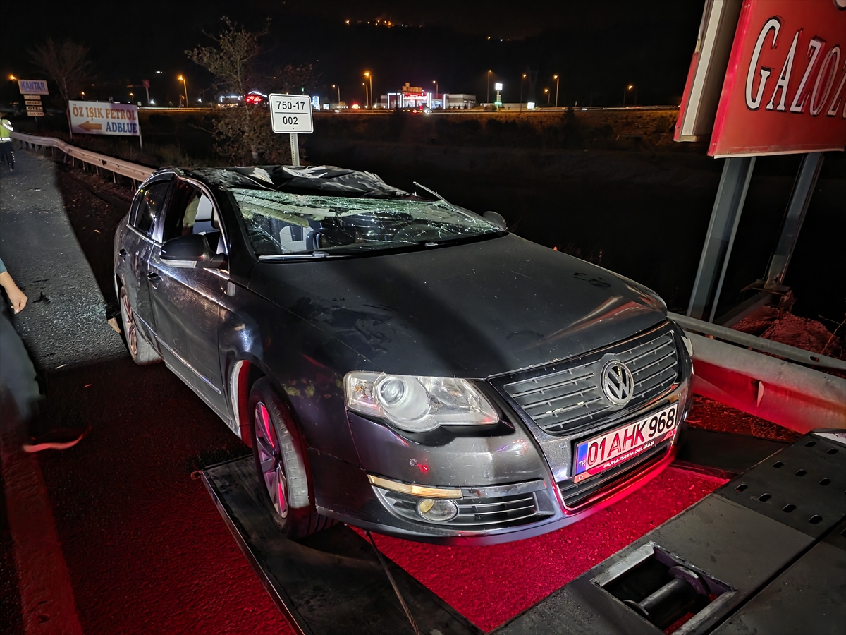 Adana'da korkunç kaza sürücünün hayatına mal oldu