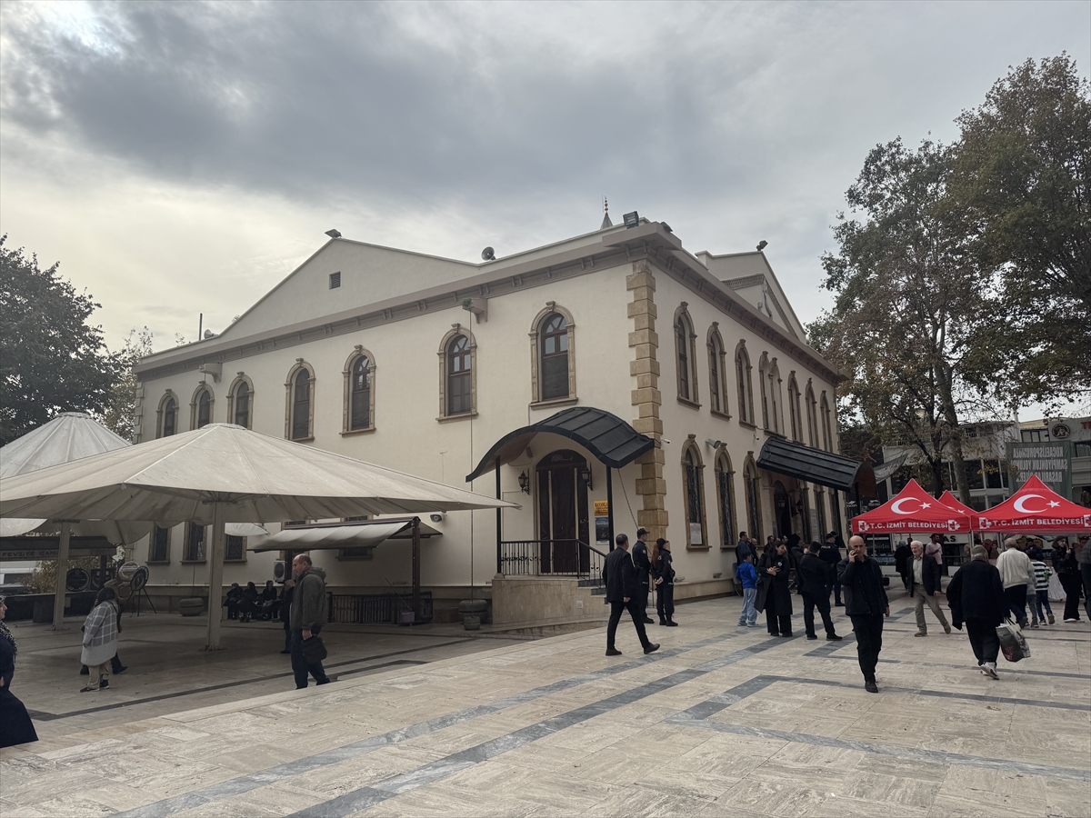 Atatürk Kocaeli'de Dualarla Anıldı: Mevlit ve Özel İkramlar