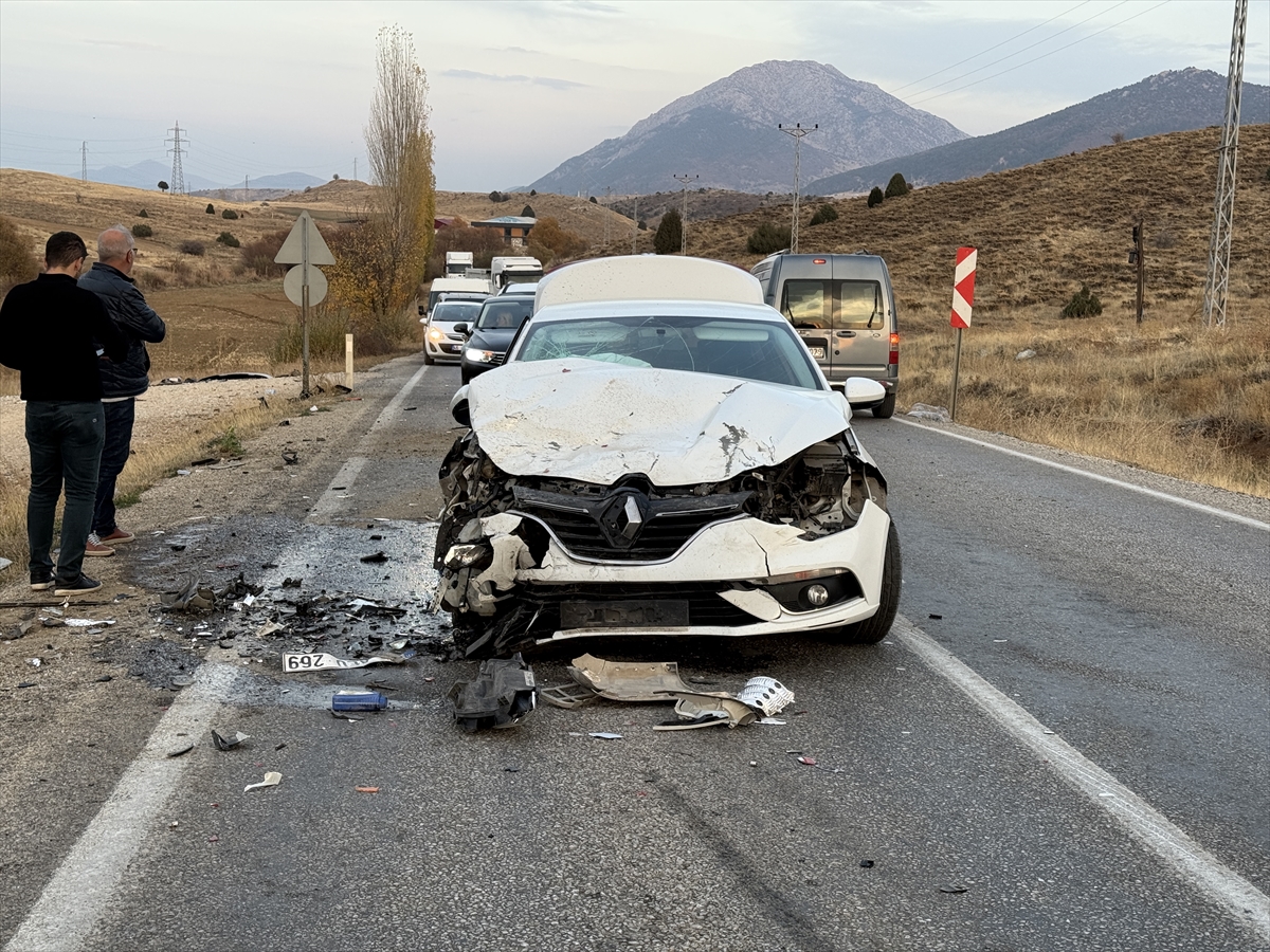 Kahramanmaraş'ta Gerilim Dolu Kaza Sonrası 4 Kişi Yaralı Hastanede