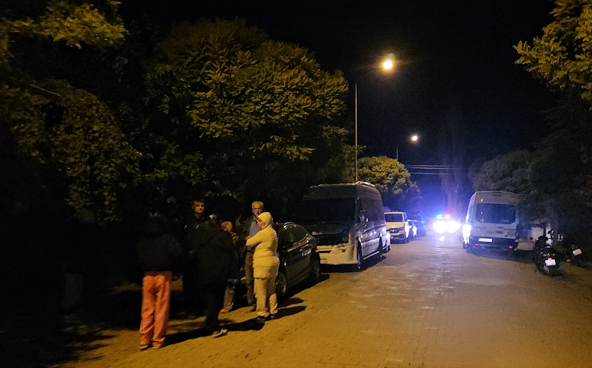 Balıkesir'de Korkutan Deprem Sındırgı'da Panik Yarattı