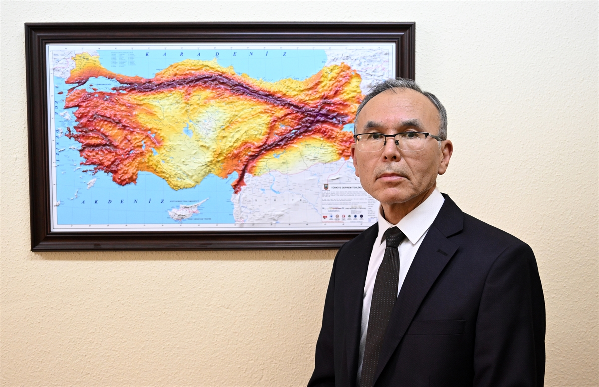 Balıkesir'de Deprem Fırtınası Başladı Küçük Yer Sarsıntıları Giderek Artıyor