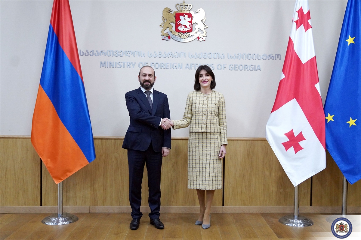 Ermenistan ve Azerbaycan Arasında Barış Bölgede Kalkınmanın Anahtarı Olacak