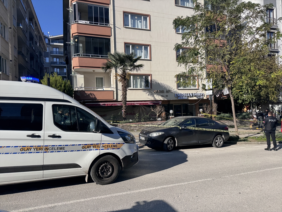 Bursa'da Kahvaltı Evinde Cinayet ve İntihar Şoku