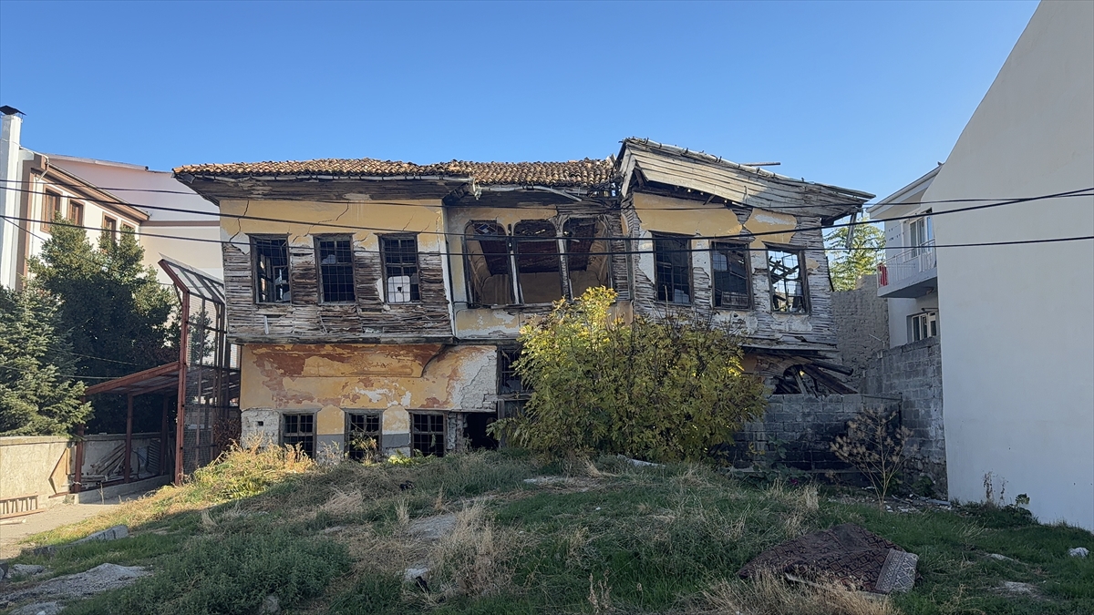 Burdur'da Yıkılan Metruk Binanın Arkasında Yatan Hikaye