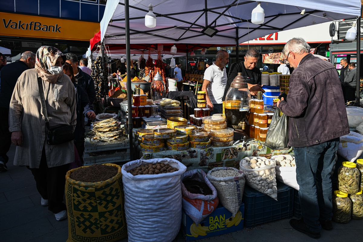 Bitlis Lezzetleri Ankara'da! Yöresel Ürünler Festivali Şehri Büyülüyor