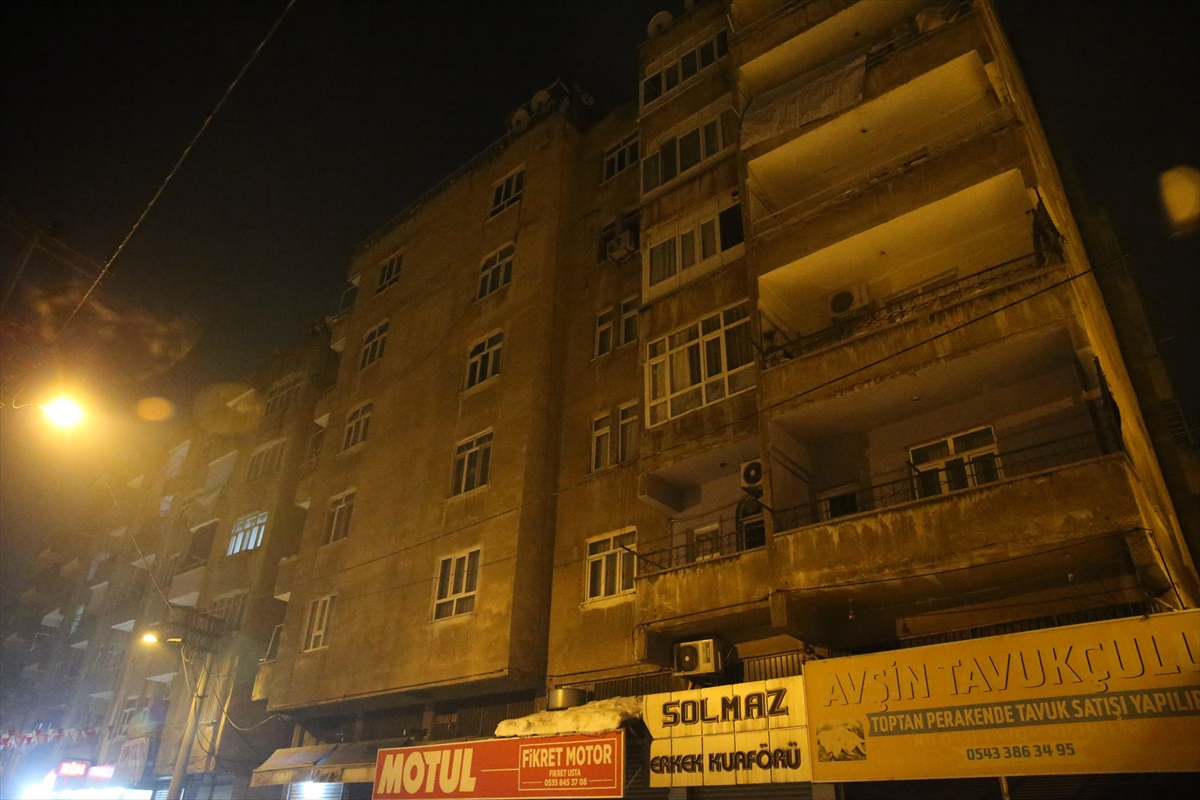 Diyarbakır'da Kolon Patladı: Bina ve Yanındaki Yapılar Tahliye Edildi