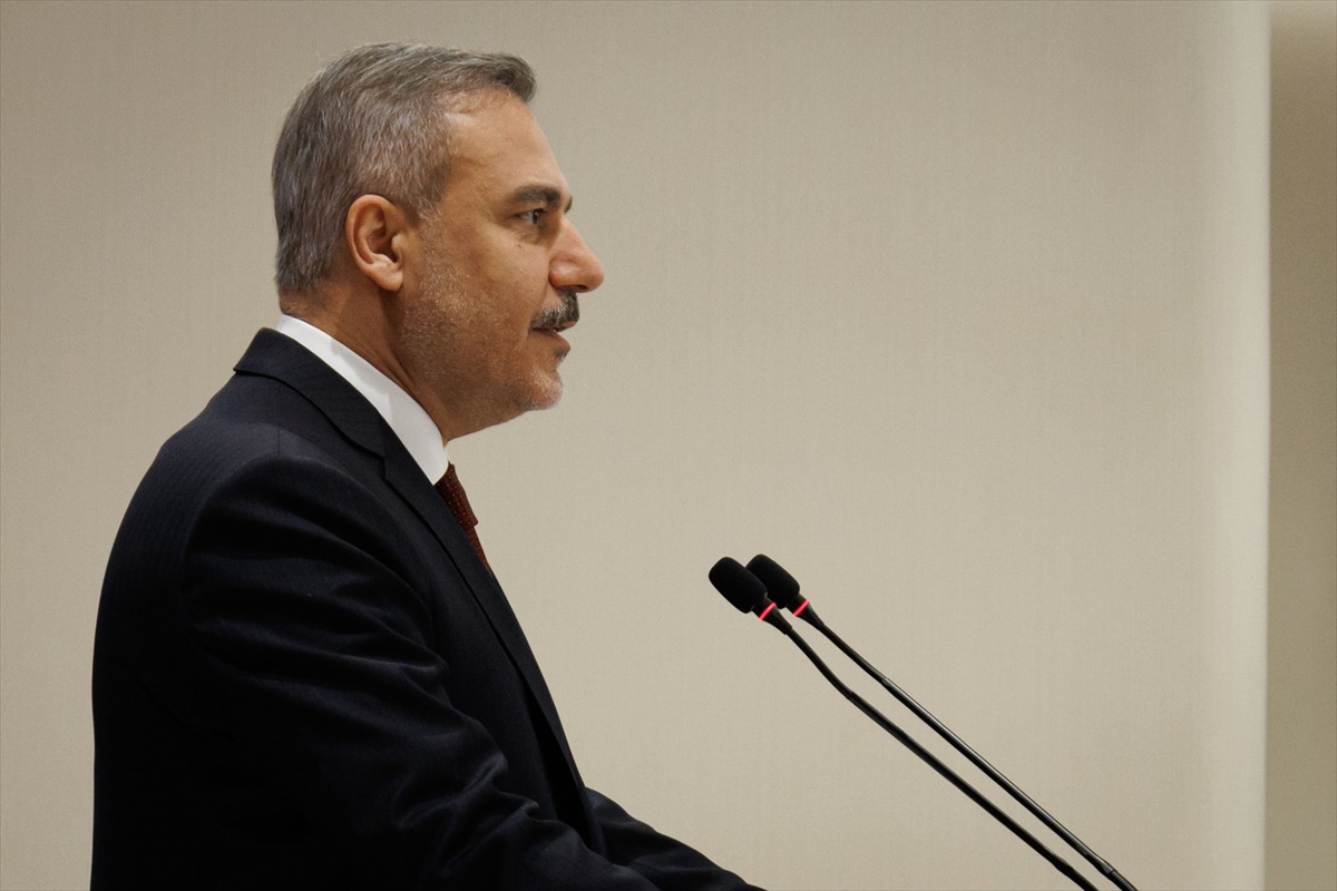 Dışişleri Bakanı Fidan, BAE, İspanya ve Macaristan dışişleri bakanlarıyla telefonda görüştü