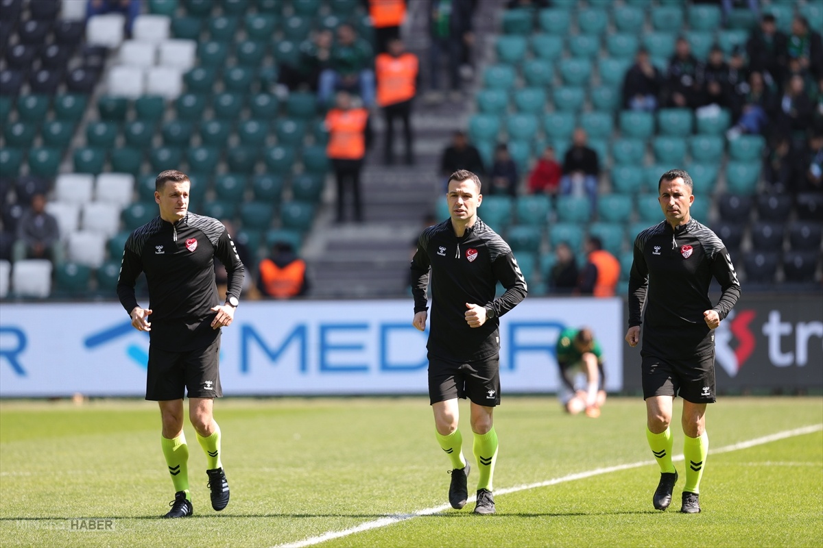 Konyaspor Kocaelispor deplasmanında geri döndü!