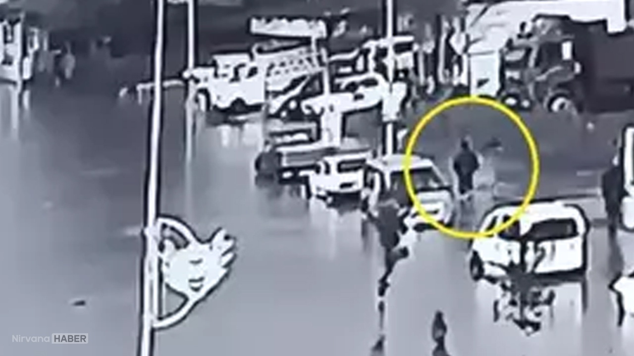 Sele kapıldı: Su dolu çukura düştü!