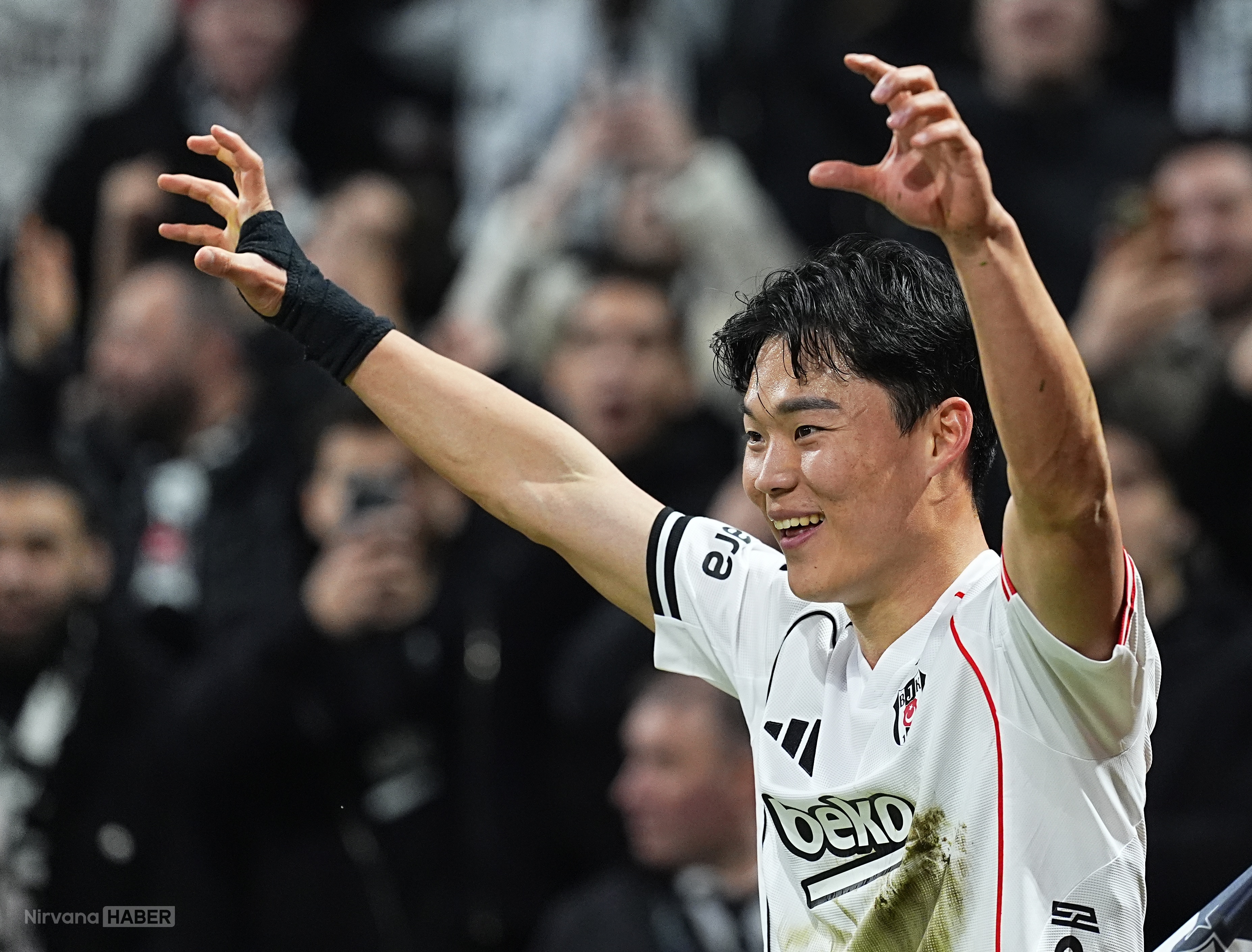 Beşiktaş'ın golcüsü Hyeon-gyu Oh şov yaptı! 5 maç 4 gol!