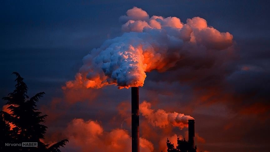 Fosil yakıt şirketleri plastik kirliliğini nasıl gizliyor?
