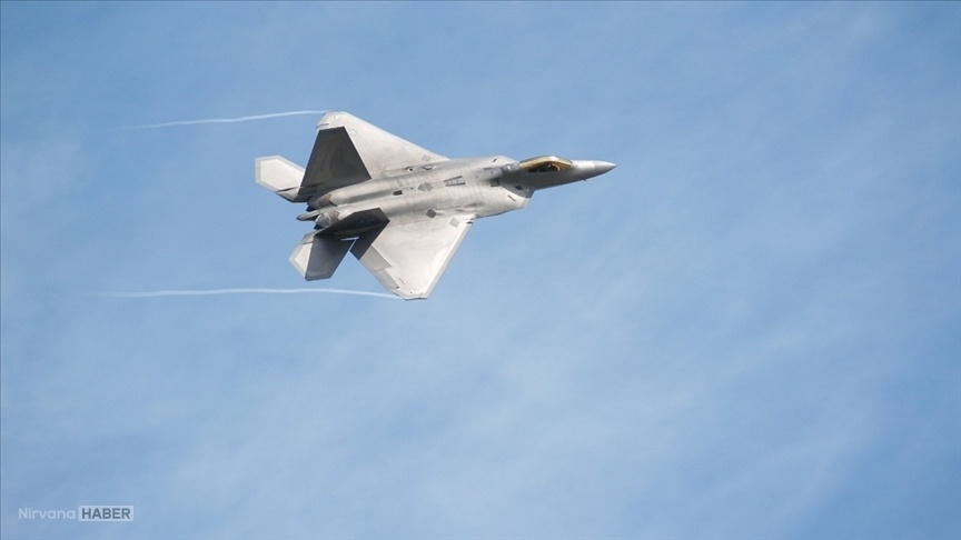 Çinli firmadan İsrail’deki F-22’lere ait uydu görüntüleri