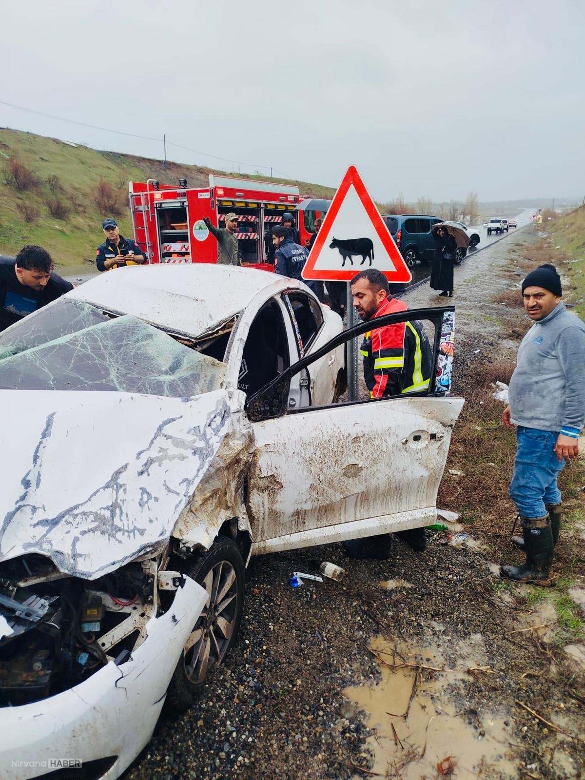 Bingöl'de otomobil devrildi: 1 ölü, 2 yaralı