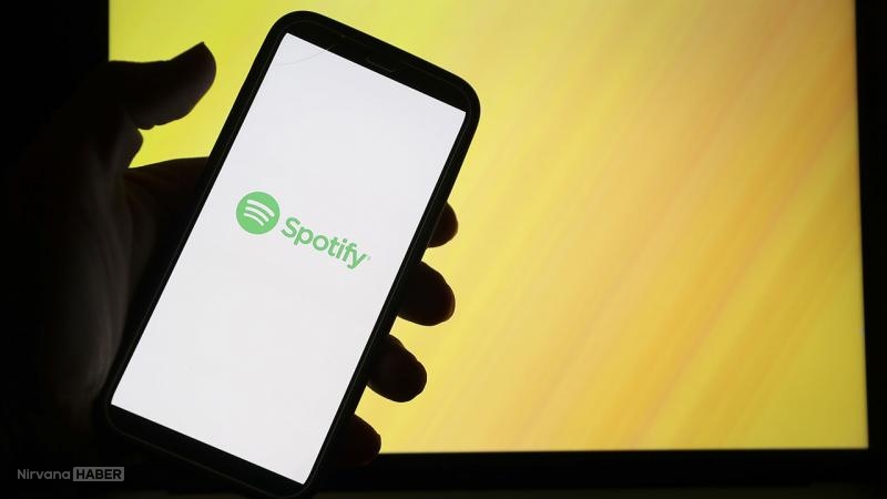 Spotify yapay zeka destekli çalma listesi özelliğini erişime açtı