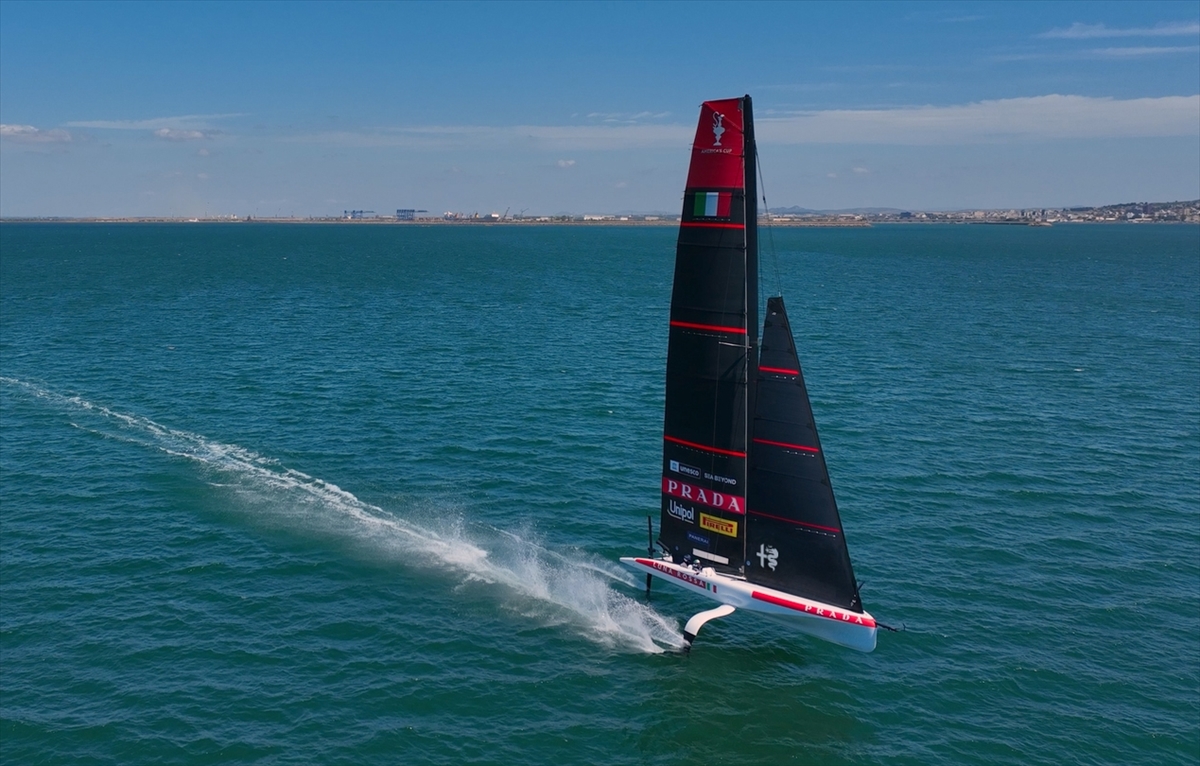 Alfa Romeo ve Luna Rossa'dan Teknede Birlikte Büyük Mücadelesi