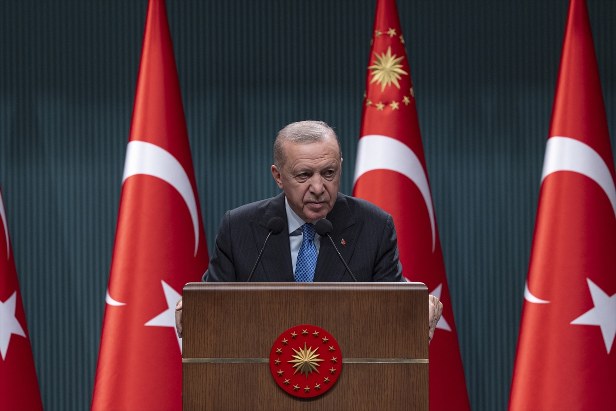 Cumhurbaşkanı Erdoğan Kabine Toplantısı'nda Gündemi Değerlendirdi
