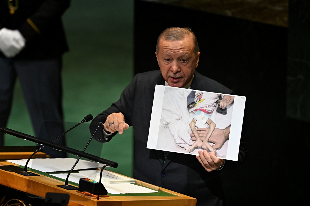 Cumhurbaşkanı Erdoğan'dan Tüm Dünya Liderlerine Çarpıcı Filistin Çağrısı