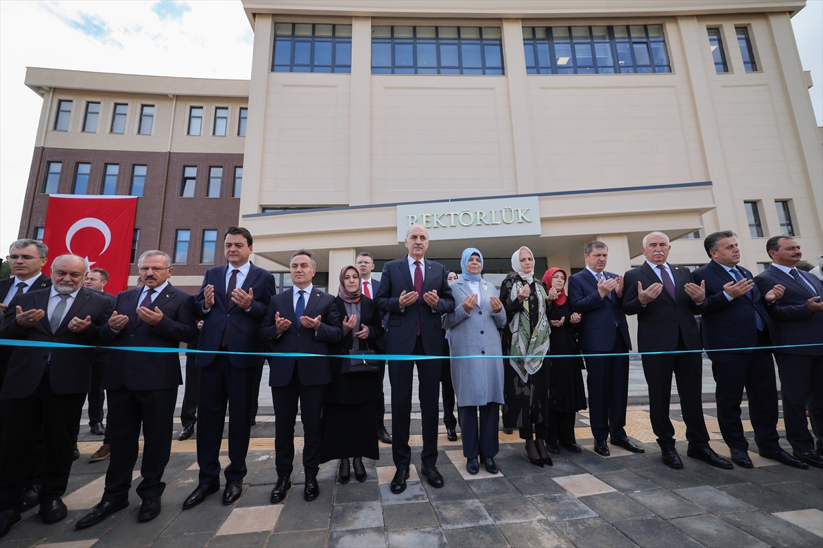 Numan Kurtulmuş: Gazze'de Yaşananlar Tüm Dünyanın İmtihanı