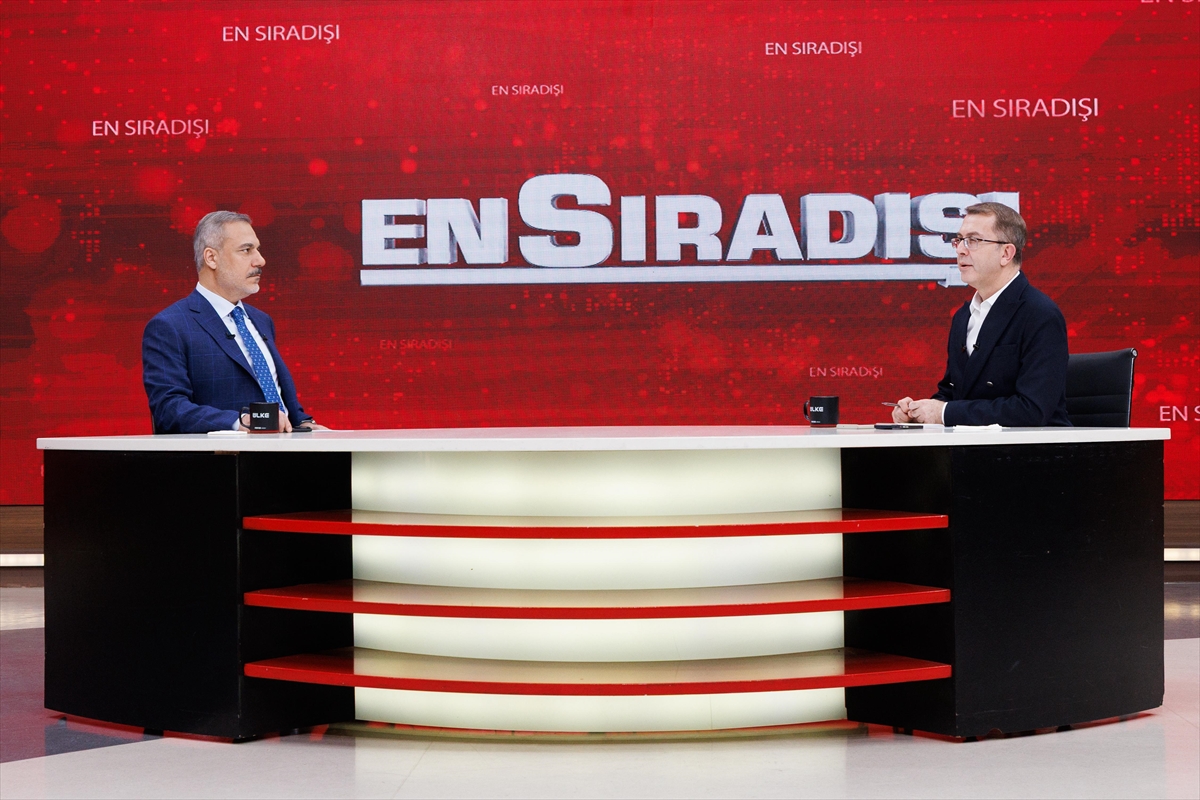 Hakan Fidan'dan Çarpıcı Açıklamalar: Suriye'de Yeni Dönem mi Başlıyor?