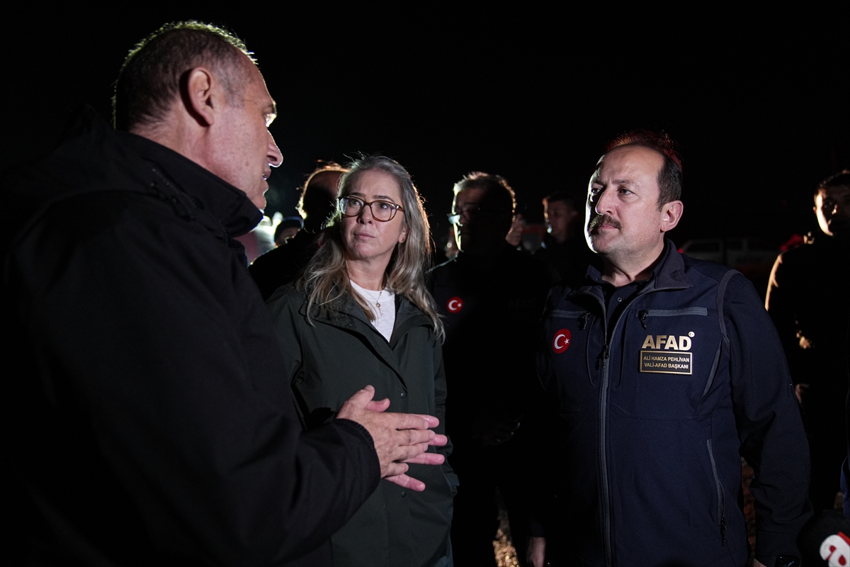 İzmir Foça'da Selin Ardından Kaybolan Kişi İçin Zaman Daralıyor