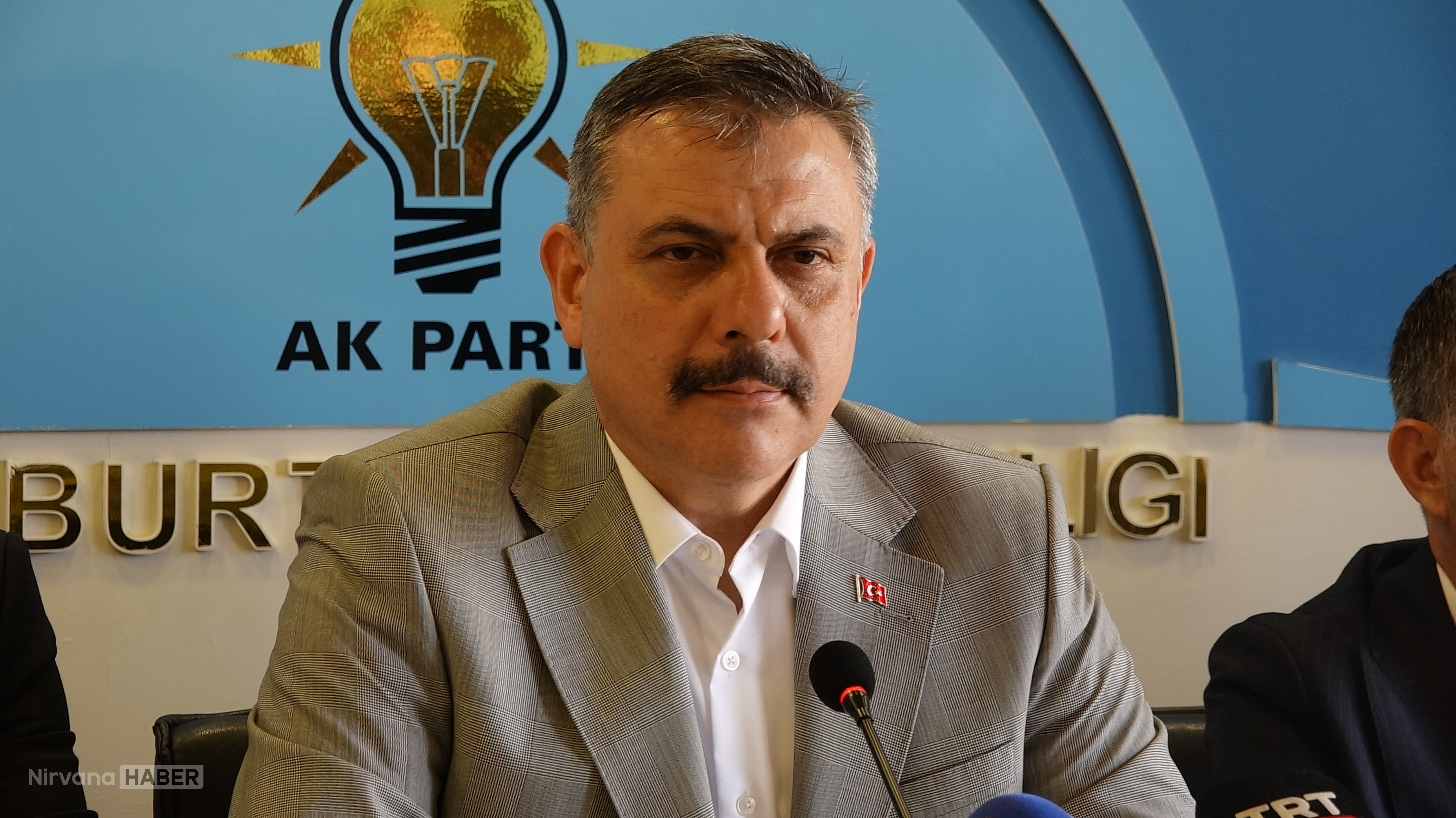 BAKAN-CIFTCI-TURKIYE-DUNYADA-ITIBARI-O_1394927_414319.jpg