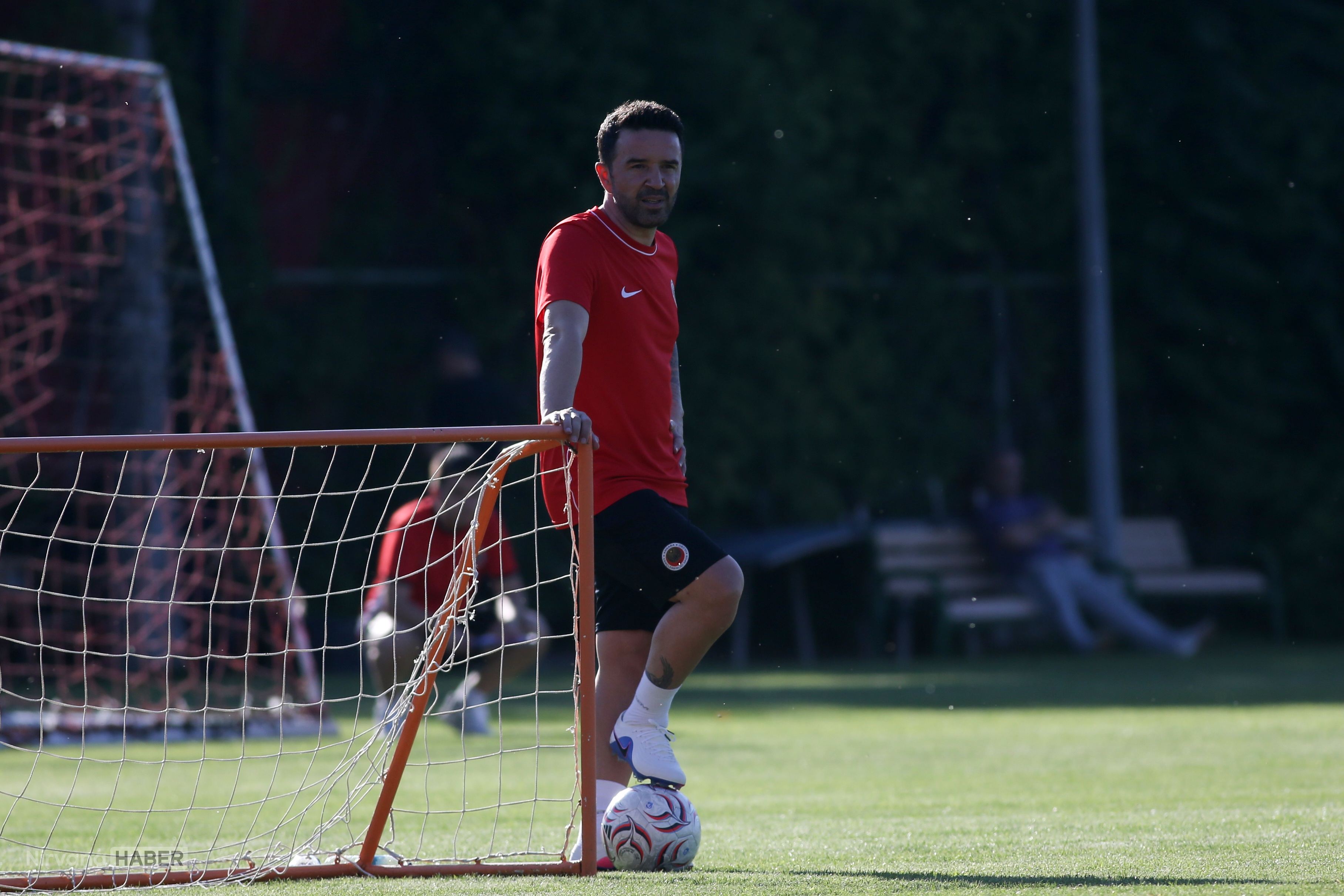 AA-20260711-41952697-41952693-GOKHAN_GONUL_GENCLERBIRLIGINDE_YARDIMCI_ANTRENOR_OLDU.jpg