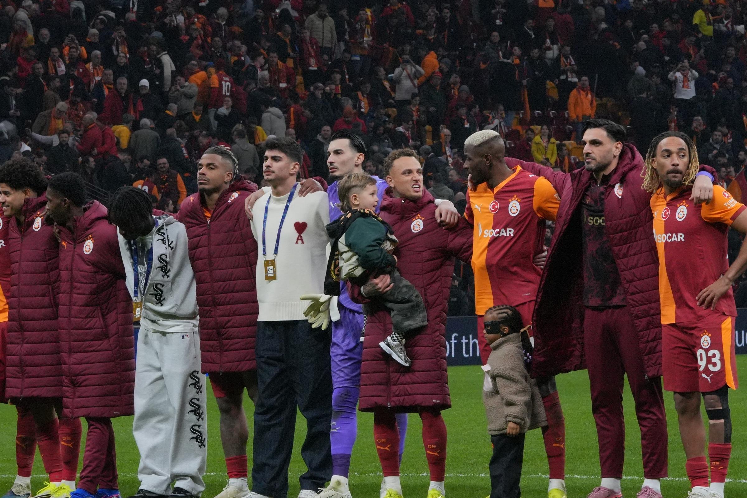 İngiliz basınından Galatasaray rüzgarı! Liverpool, yerden yere vuruldu