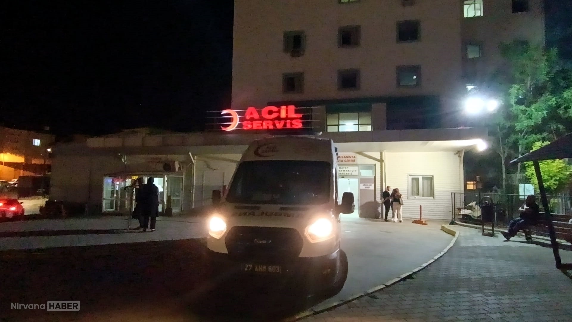 TARTISTIGI-OGLUNU-BICAKLA-OLDURDU_1366670_405731.jpg