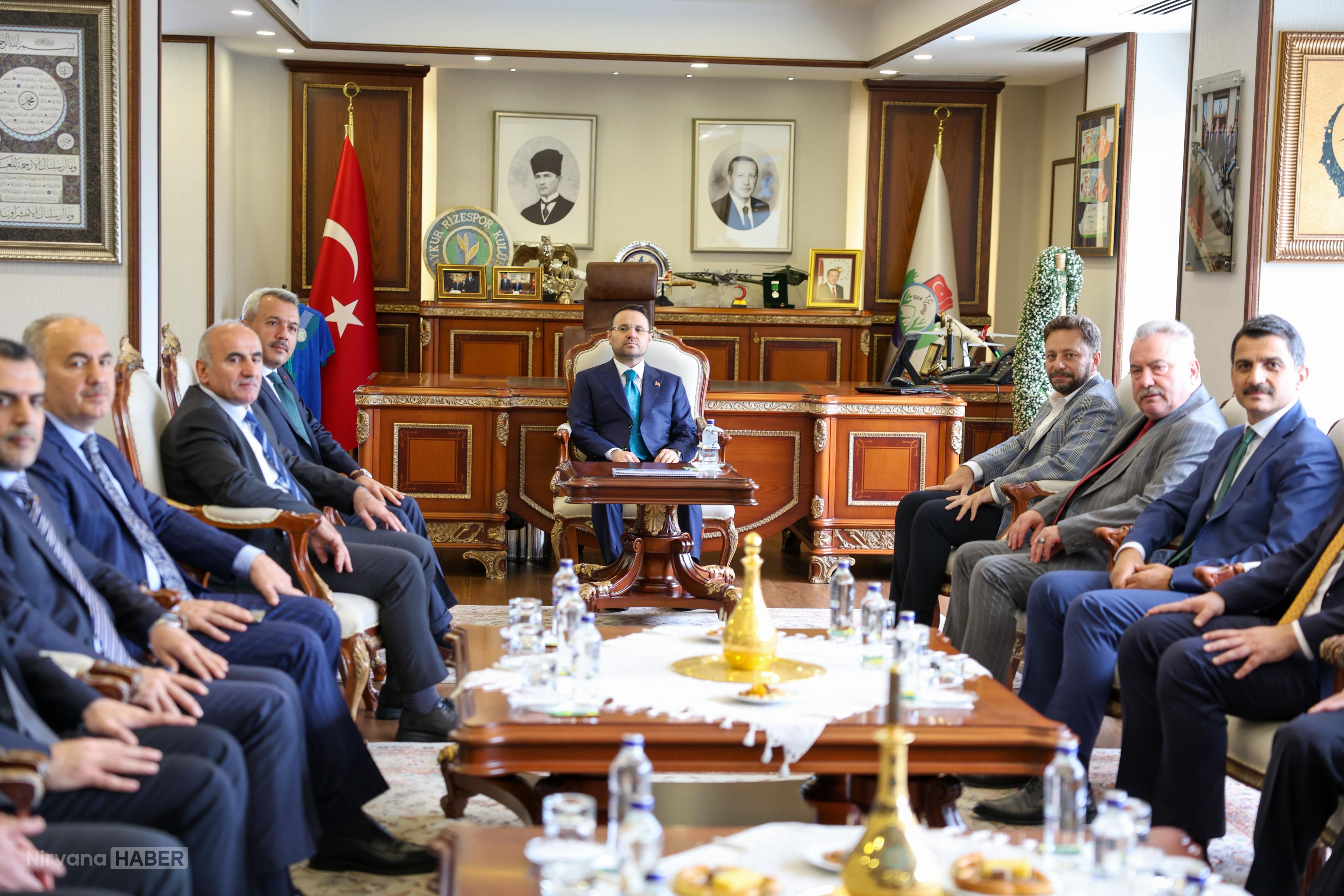 BAKAN-GURLEK-KIMSE-HUKUKUN-DISINA-CIKAM_1370718_407005 (1).jpg