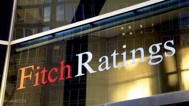 Fitch: Hürmüz Boğazı 6 ay kapalı kalırsa petrol fiyatları ortalama 120 doları görebilir