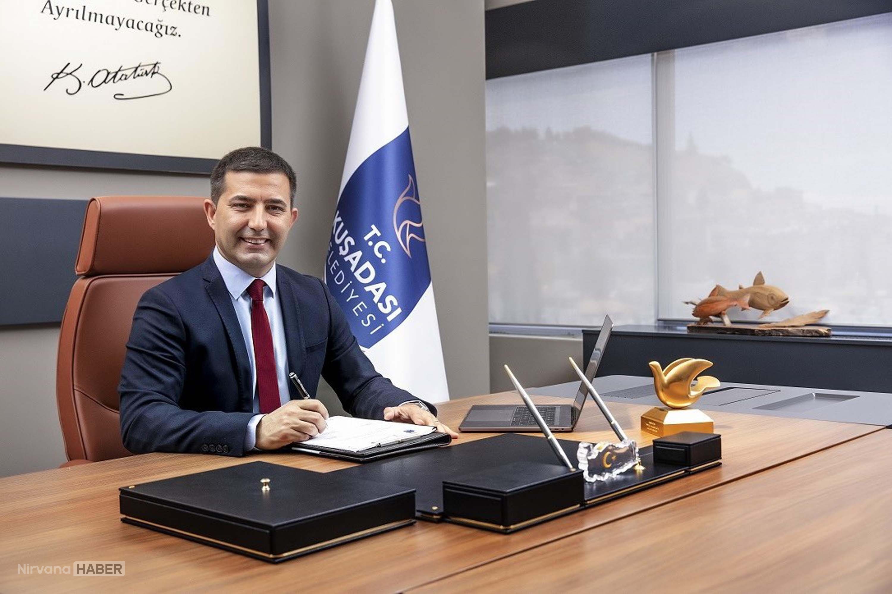 Kuşadası Belediye Başkanı Ömer Günel gözaltına alındı