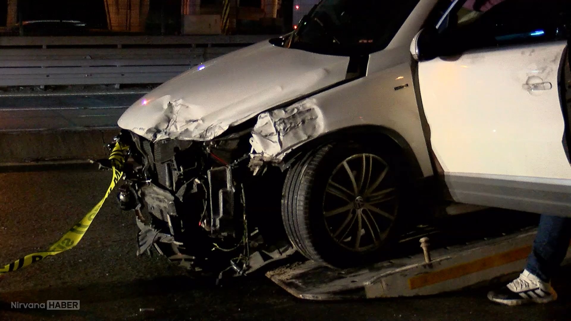 Esenyurt'ta otomobilin çarptığı motosiklet sürücüsü hayatını kaybetti