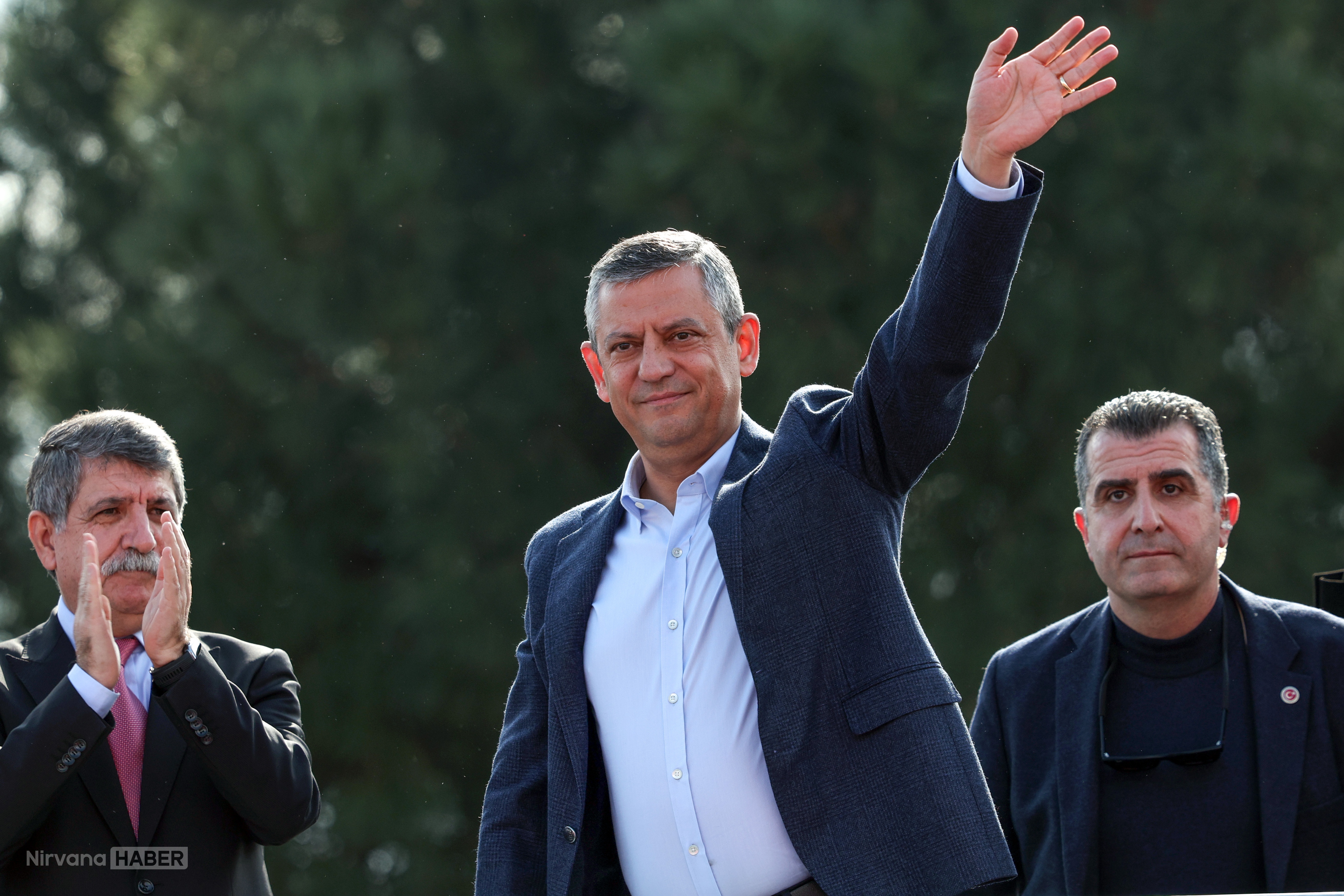 Özgür Özel Kocaeli mitinginde erken seçim çağrısı yaptı