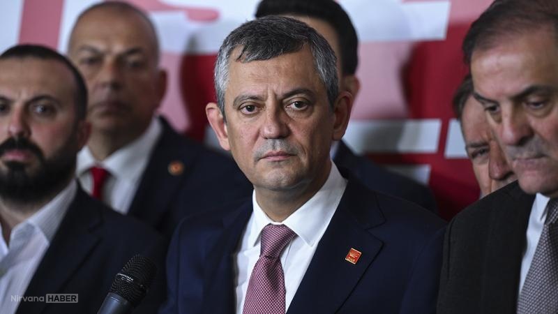 CHP Genel Başkanı Özel, Dünya Kupası'na gitmeye hak kazanan A Milli Futbol Takımı'nı tebrik etti