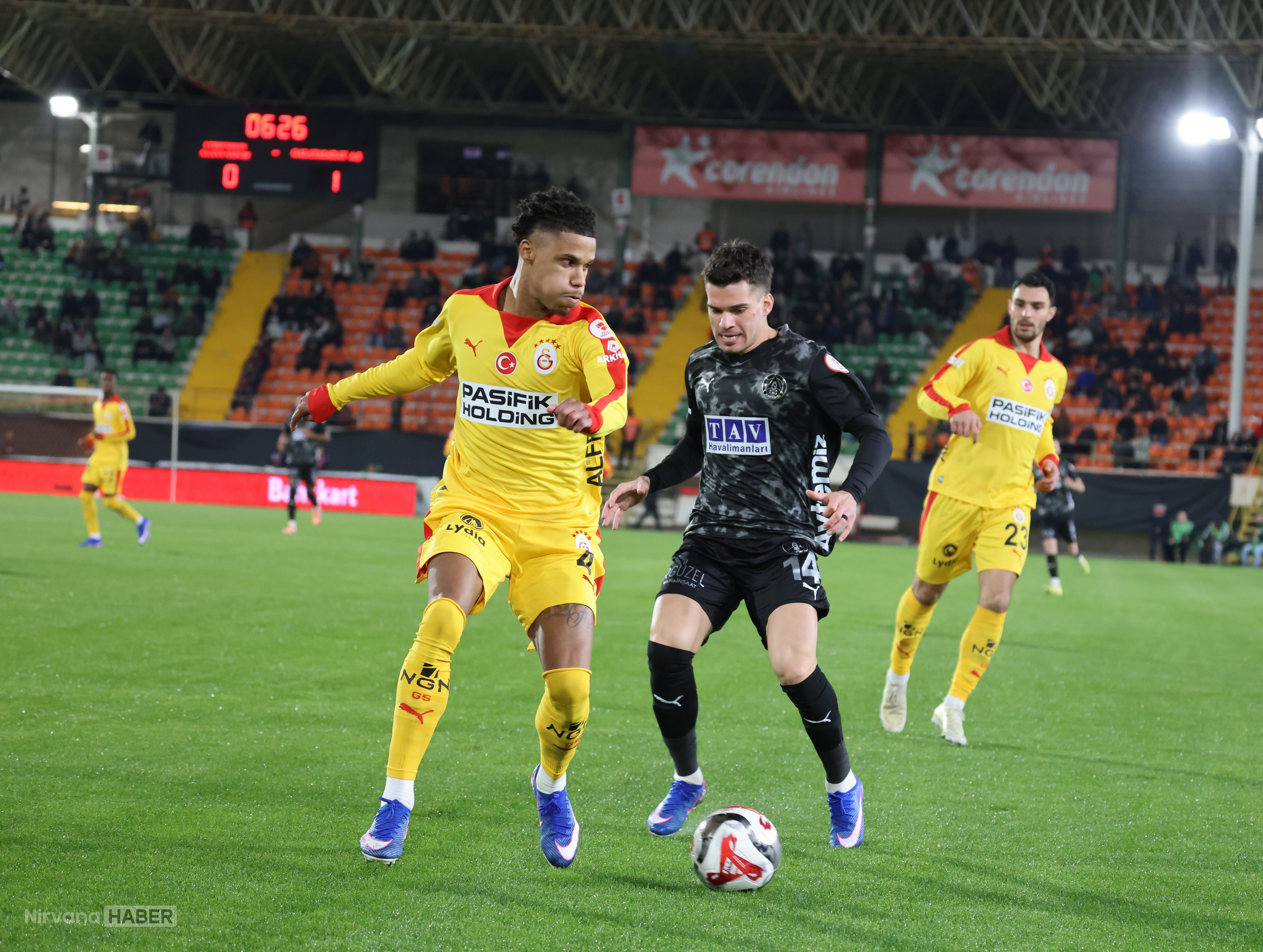 Galatasaray deplasmanda kazandı: Alanyaspor’u 2-1 yenip çeyrek finale çıktı