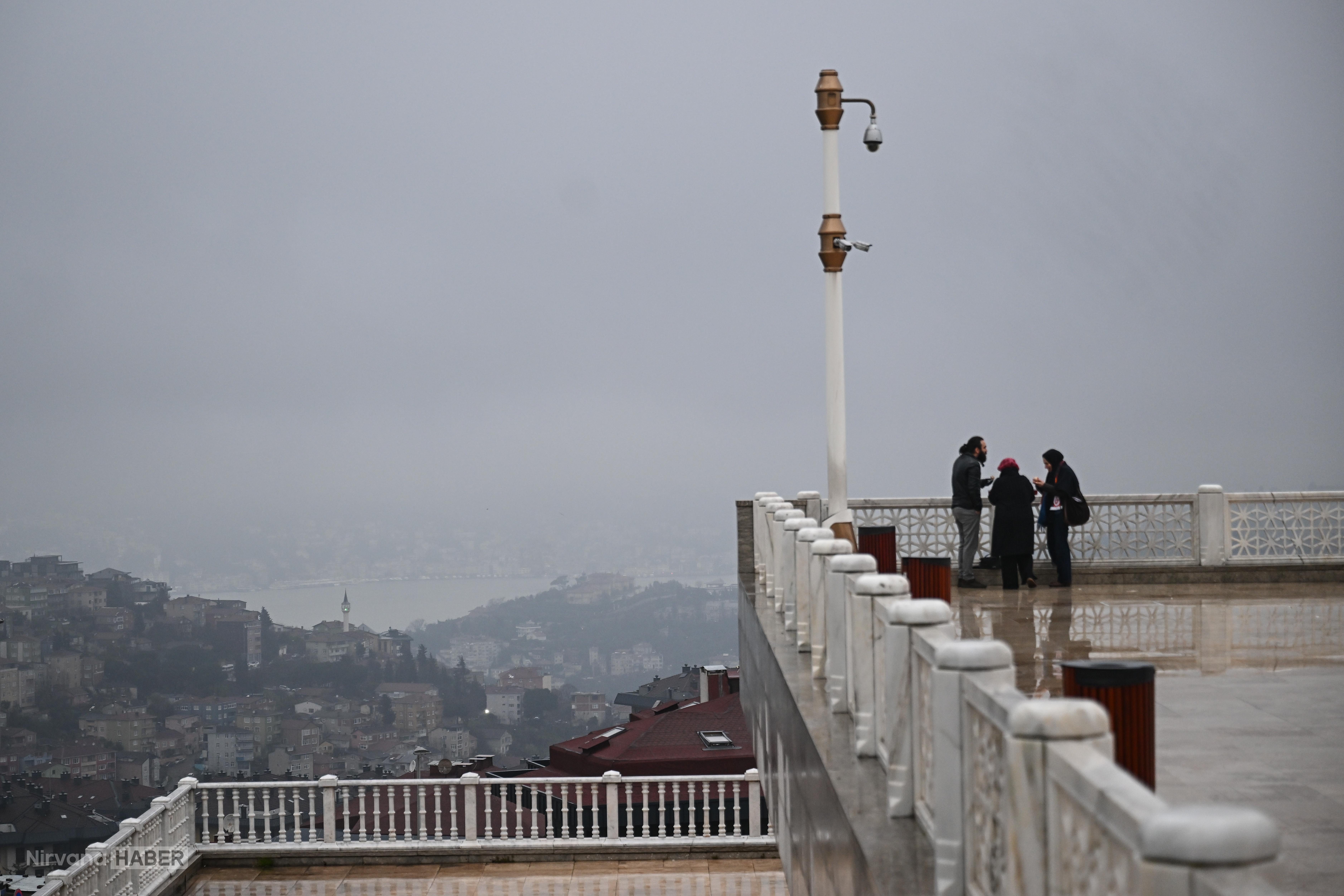 İstanbul'da sabah saatlerinde sis etkili oldu