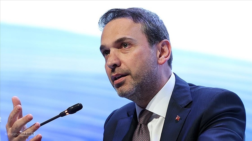Petrol ve gaz krizi kapıda mı? Bakan Bayraktar’tan rahatlatan açıklama
