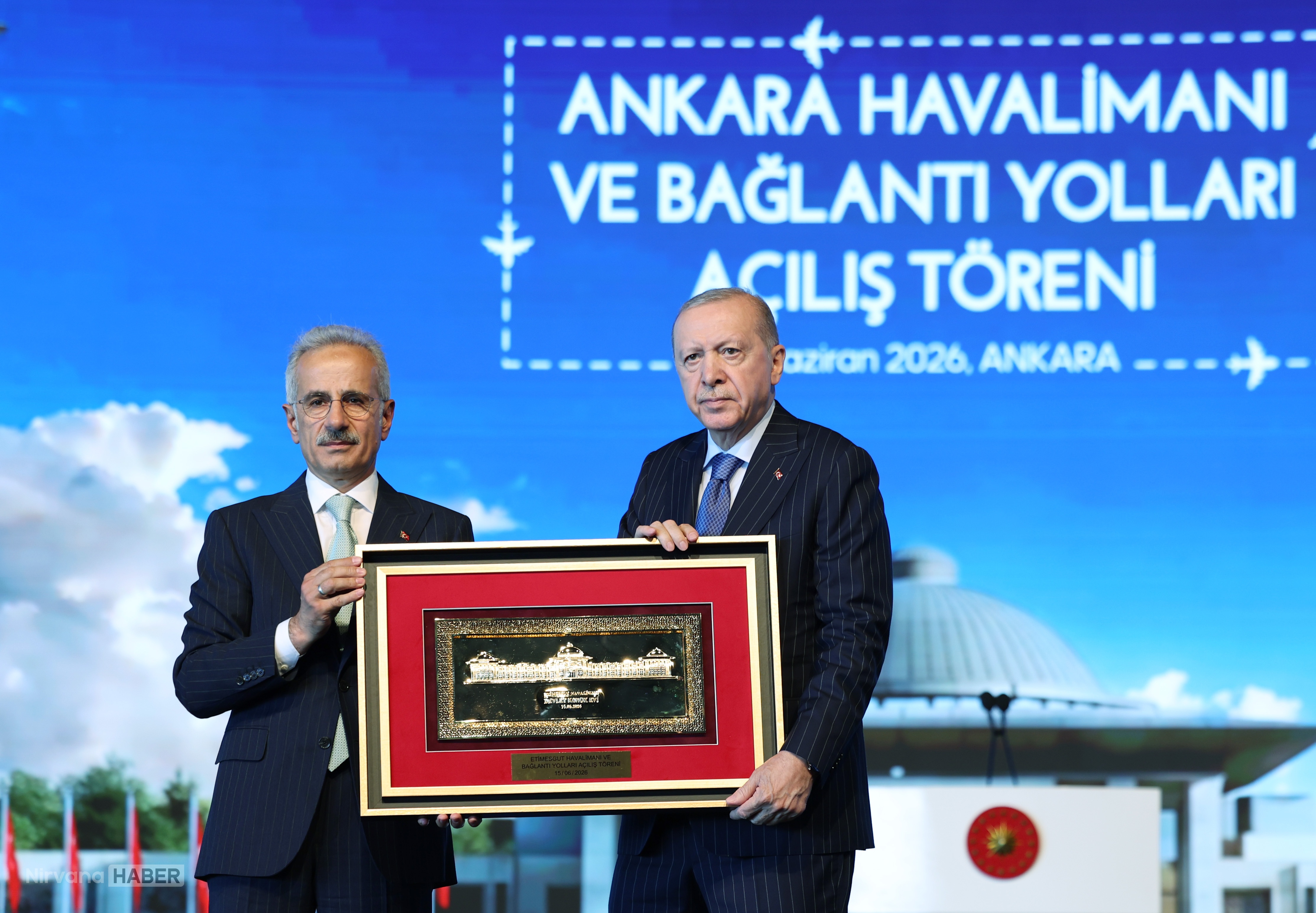 AA-20260615-41680129-41680125-CUMHURBASKANI_ERDOGAN_ANKARA_HAVALIMANI_VE_BAGLANTI_YOLLARI_ACILIS_TORENINE_KATILDI.jpg