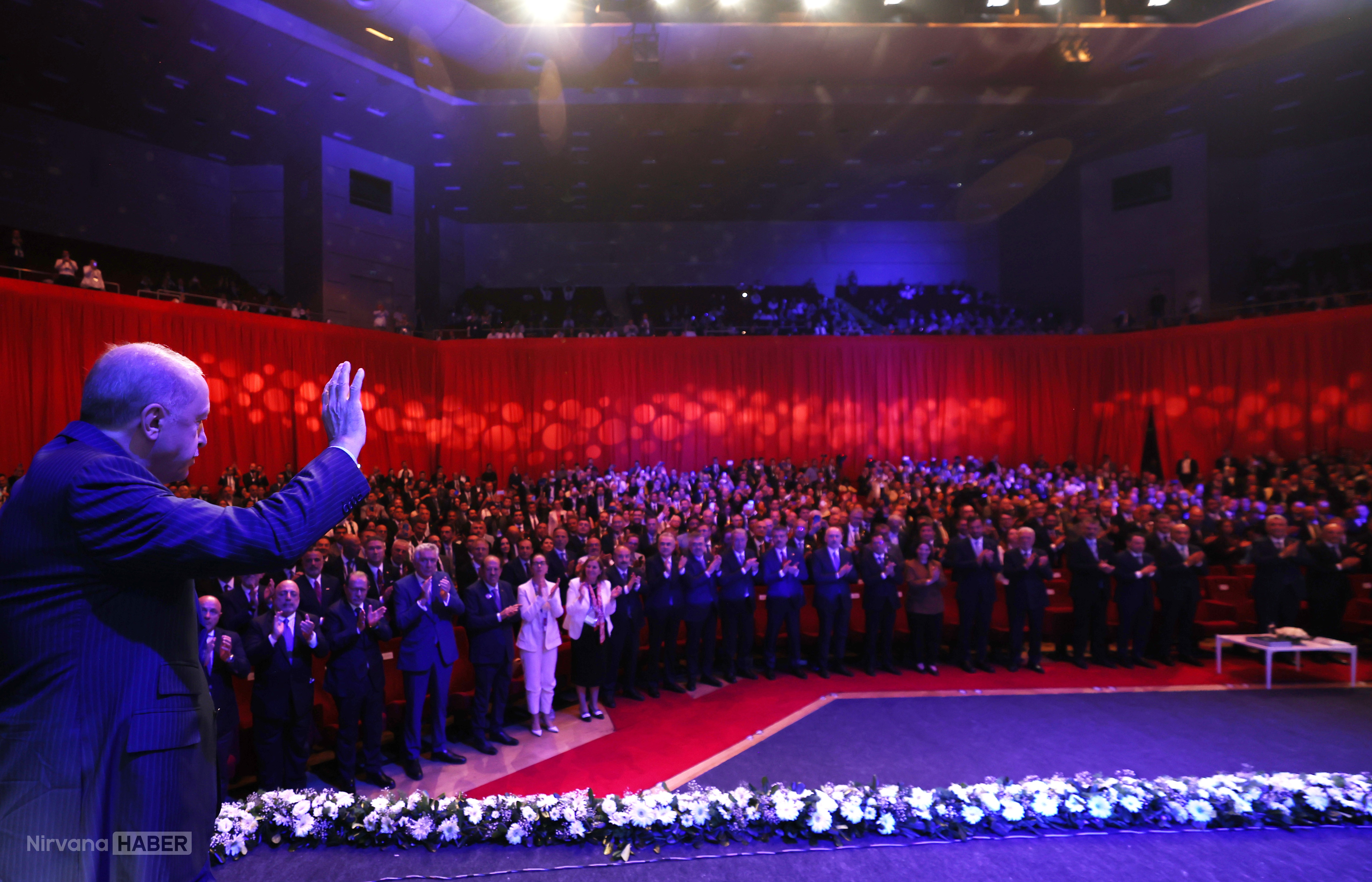 CUMHURBASKANI-ERDOGAN-1-YILDA-YAPTIGIMI_1383520_410797.jpg